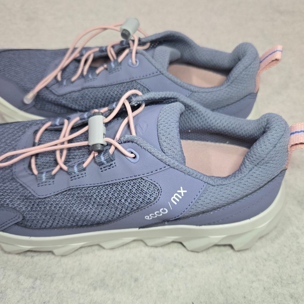 🐢 ECCO MX Women's Low Breathru Sneaker Size 40 EUR, 9-9.5 US. 🍂 - Picture 13 of 14